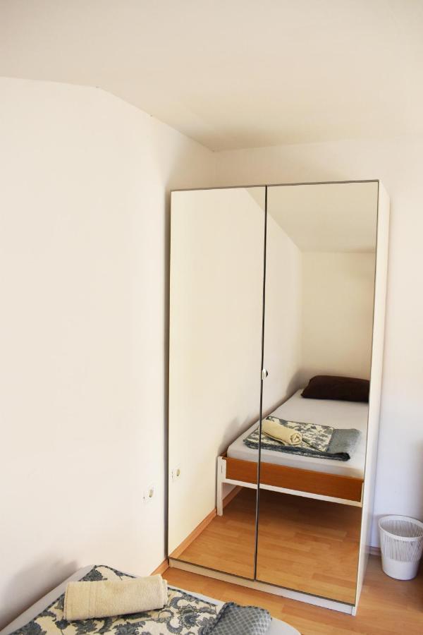 Rooms Busija Izola Luaran gambar