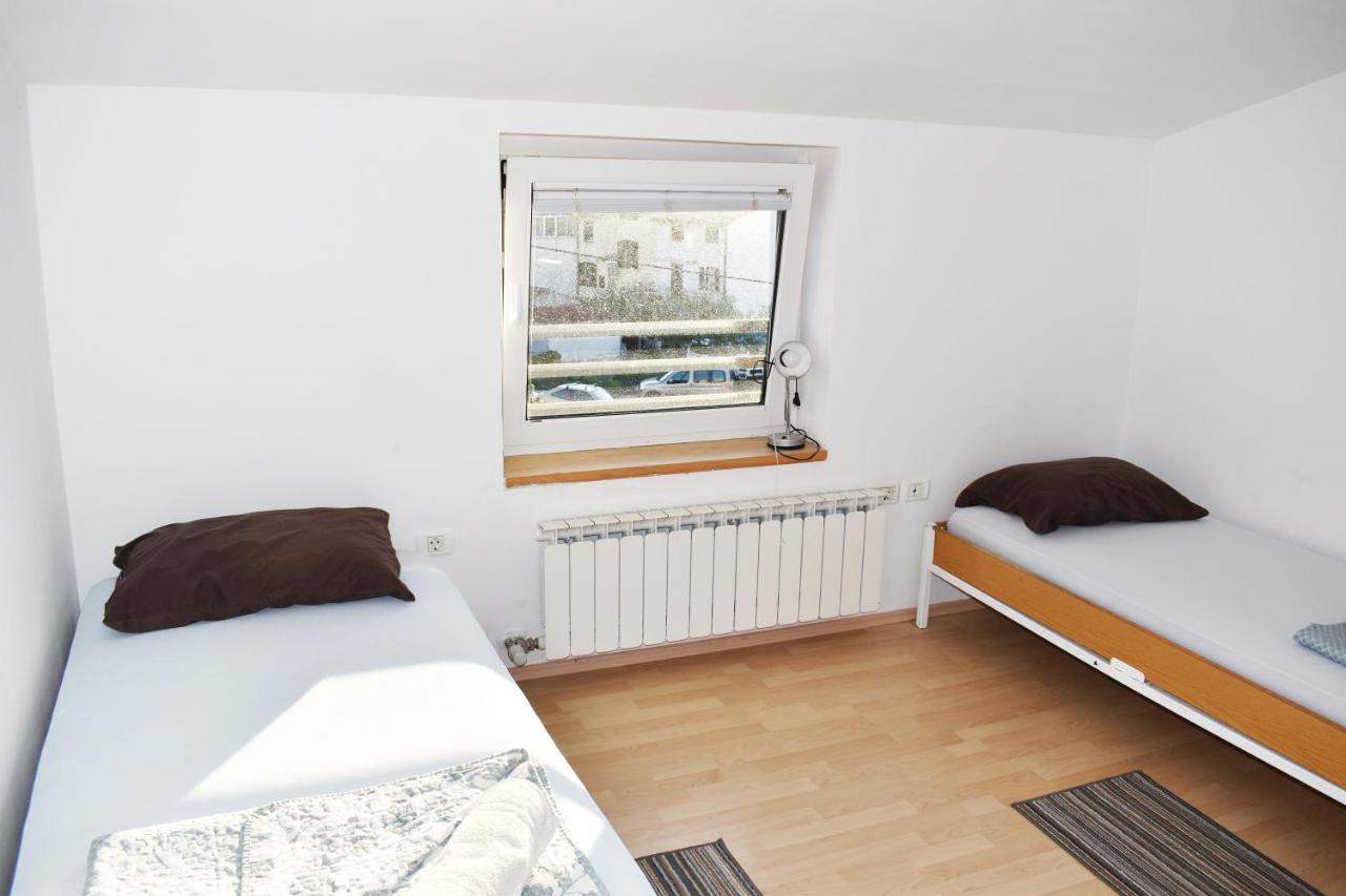 Rooms Busija Izola Luaran gambar